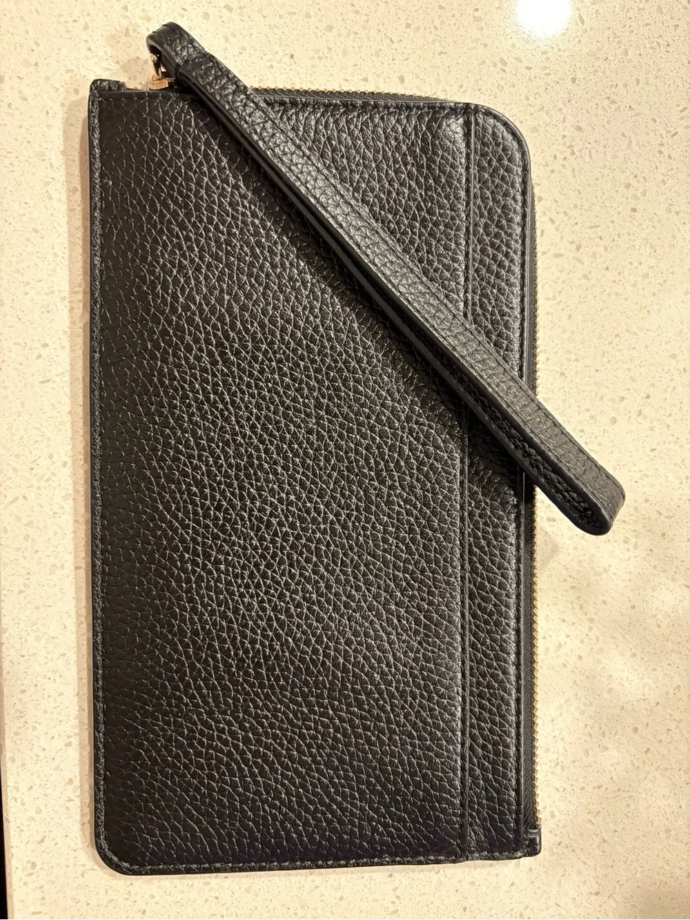 kate spade black pebbled leather zip card holder with wrist strap